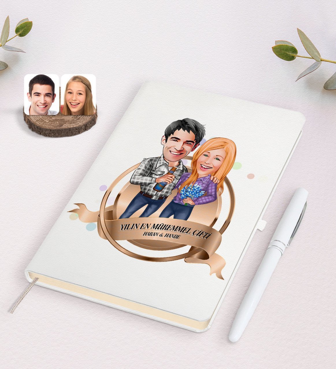 Kişiye Özel Yılın En Mükemmel Çifti Karikatürlü Beyaz Defter ve Kalem Hediye Seti-50
