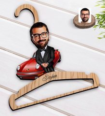 Kişiye Özel Erkek Patron Karikatürlü Standart Boy Ahşap Elbise Askısı-1
