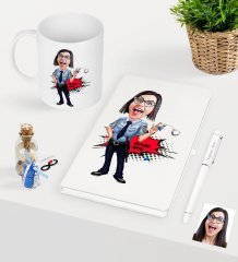 Kişiye Özel Bayan Polis Karikatürlü Beyaz Defter Kalem Kupa Seti