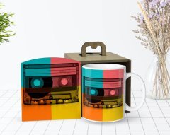 Kişiye Özel Ahşap Kutuda Retro Kaset Tasarımlı Beyaz Kupa Bardak-1