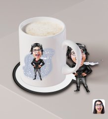 Kişiye Özel Kadın Pilot Karikatürlü Beyaz Kupa ve Ahşap Bardak Altlığı Hediye Seti-1