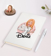 Kişiye Özel Kadın Aşçı Karikatürlü Beyaz Defter ve Kalem Hediye Seti-3