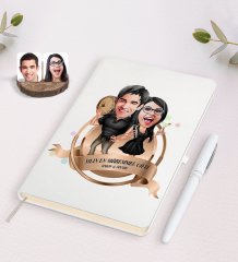 Kişiye Özel Yılın En Mükemmel Çifti Karikatürlü Beyaz Defter ve Kalem Hediye Seti-18