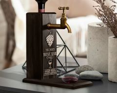 BK Gift Kişiye Özel Kabartma İsimli Musluklu Siyah(Ebony) Ahşap Şarap Standı, Şarap Çeşmesi, Doğum Günü Hediyesi, Ev Hediyesi, İçecek Dispenseri-19