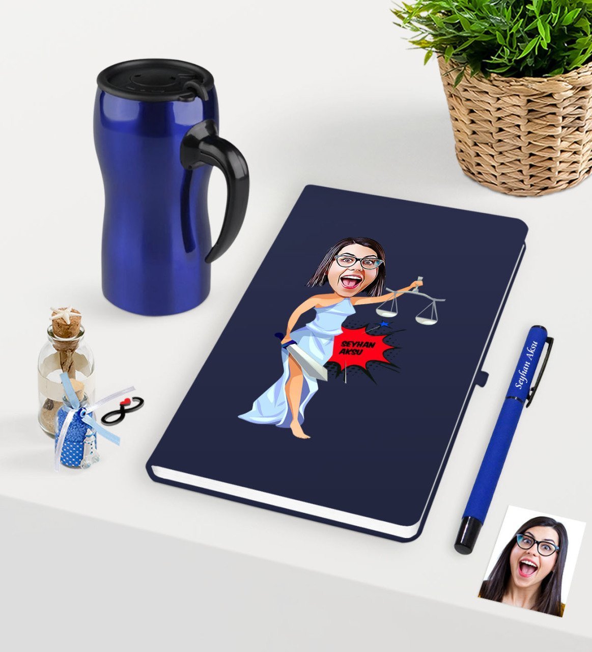 Kişiye Özel Bayan Avukat Karikatürlü Lacivert Defter Kalem ve Termos Mug Seti  - 1