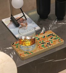 Kişiye Özel Modern Art Tasarımlı Doğal Ahşap Tabaklı Viski Bardağı Sunum Seti Model 2