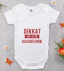 BK Kids Dikkat Çok İçtim Tasarımlı Beyaz Bebek Body Zıbın-1