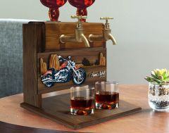 BK Gift Kişiye Özel Kabartma Motorsiklet Tasarımlı Çift Musluklu Doğal Ahşap İçki Standı-3, İçki Standı, Doğum Günü Hediyesi, Ev Hediyesi, Erkek Hediye