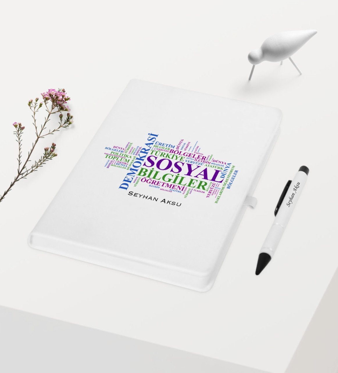 Kişiye Özel Sosyal Bilgiler Öğretmeni Temalı Beyaz Defter Kalem Hediye Seti - 1