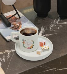 Kişiye Özel Sunum Tabaklı Çiçek Tasarımlı Türk Kahvesi Fincanı Model 10
