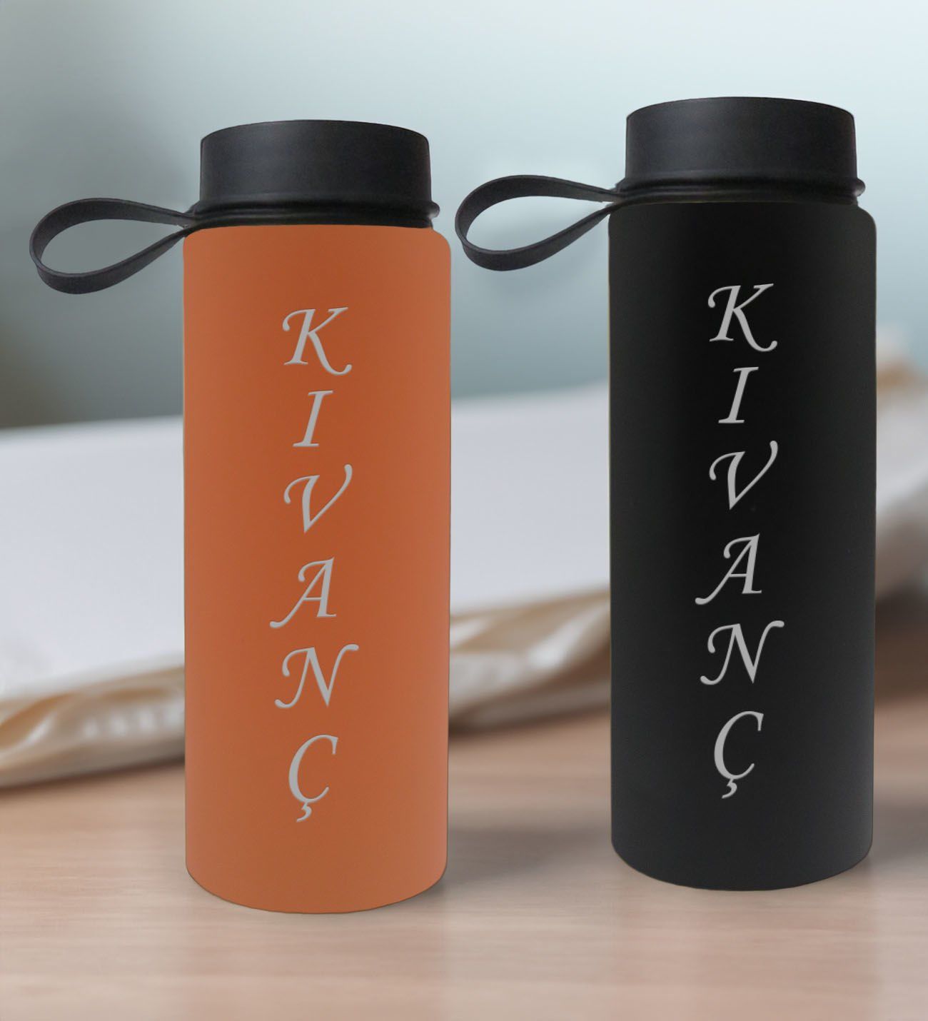 BK Gift Kişiye Özel İsimli 2’li Siyah ve Somon Cam Matara 500ml, Sevgiliye Hediye, İsimli Cam Matara, Sevgililer Günü