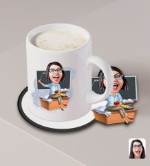 Kişiye Özel Kadın Öğretmen Karikatürlü Beyaz Kupa ve Ahşap Bardak Altlığı Hediye Seti-2