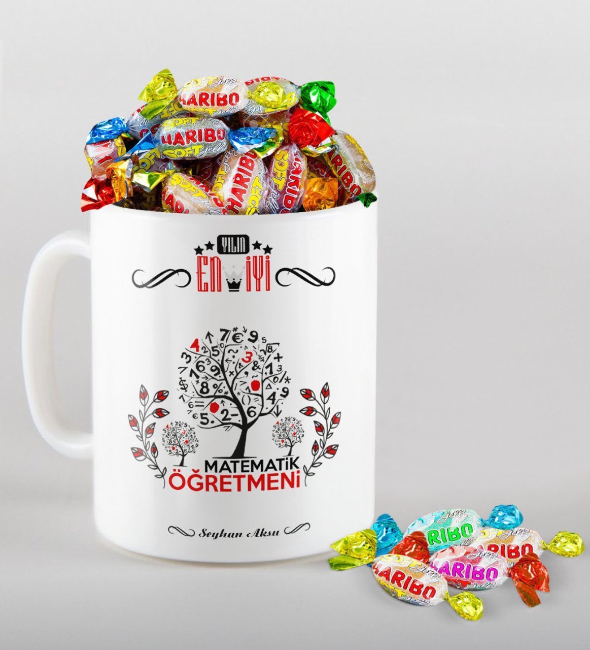 Kişiye Özel Yılın En İyi Matematik Öğretmeni Kupa ve Haribo Şeker Hediye Seti