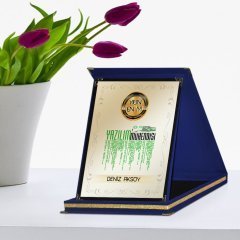Kişiye Özel Yılın En İyi Yazılım Mühendisi Lacivert Plaket Ödülü