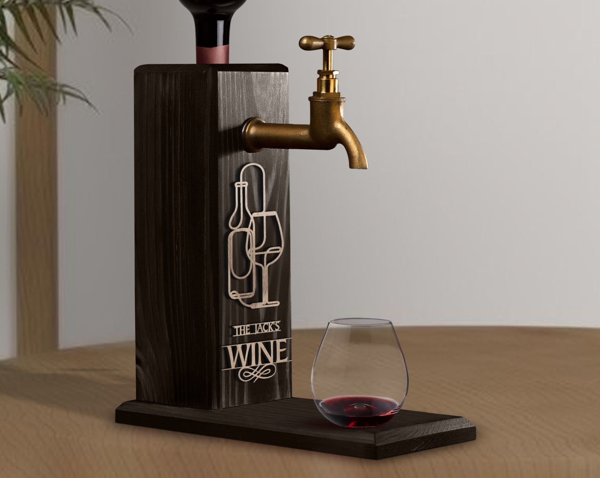 BK Gift Kişiye Özel Kabartma İsimli Musluklu Siyah(Ebony) Ahşap Şarap Standı, Şarap Çeşmesi, Doğum Günü Hediyesi, Ev Hediyesi, İçecek Dispenseri-8