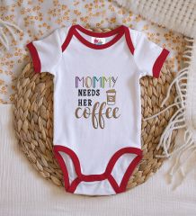 BK Kids Mommy Need's Her Coffee Tasarımlı Kırmızı Bebek Body Zıbın-1