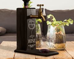 BK Gift Kişiye Özel Kabartma İsimli Musluklu Siyah(Ebony) Ahşap Şarap Standı, Şarap Çeşmesi, Doğum Günü Hediyesi, Ev Hediyesi, İçecek Dispenseri-6