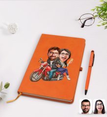 Kişiye Özel Sevgililer Karikatürlü Turuncu Termo Deri Defter Kalem Seti Model 97