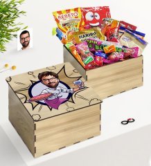 Kişiye Özel Ahşap Kutuda Bay Chef Karikatürlü Nostaljik Lezzetler Hediye Seti-13