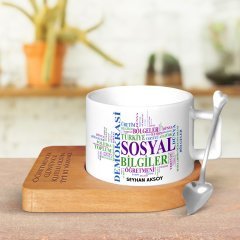 Kişiye Özel Sosyal Bilgiler Öğretmeni Ahşap Altlıklı Seramik Fincan - 1