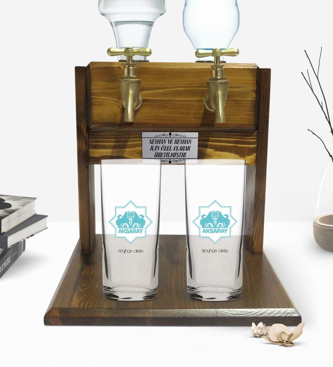 Kişiye Özel Renkli Baskılı Aksaray Tasarımlı Turistik İkili Rakı Bardağı ve Çift Musluklu Doğal Ahşap Rakı Standı-1