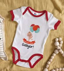 BK Kids Mekanın Sahibi Geliyor Tasarımlı Kırmızı Bebek Body Zıbın-1
