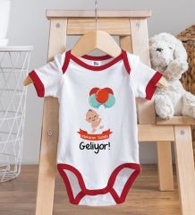 BK Kids Mekanın Sahibi Geliyor Tasarımlı Kırmızı Bebek Body Zıbın-1