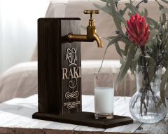 BK Gift Kişiye Özel Kabartma İsimli Musluklu Siyah(Ebony) Ahşap Rakı Standı, Rakı Çeşmesi, Doğum Günü Hediyesi, Ev Hediyesi, İçecek Dispenseri-3