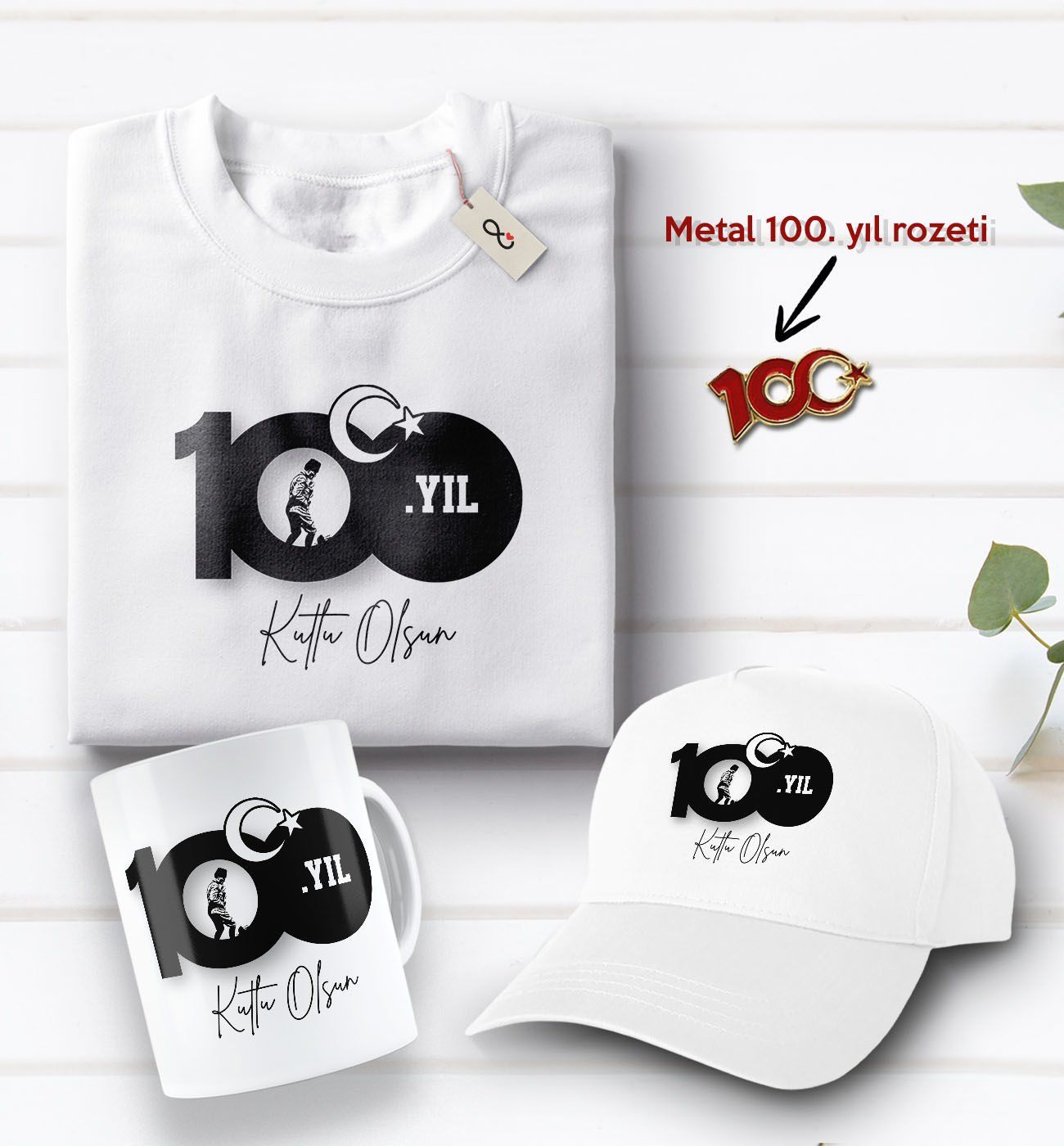 BK Gift 100. Yıl Hatırası Beyaz Tişört, Kupa Bardak, Şapka ve Metal Rozet Hediye Seti-6, 29 Ekim Hediyesi, Cumhuriyet Bayramı, 100.Yıl Hediyesi