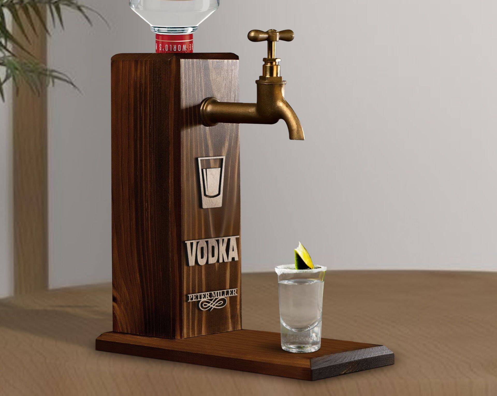 BK Gift Kişiye Özel Kabartma İsimli Musluklu Ceviz Ahşap Vodka Standı, Vodka Çeşmesi, Doğum Günü Hediyesi, Ev Hediyesi, İçecek Dispenseri-4