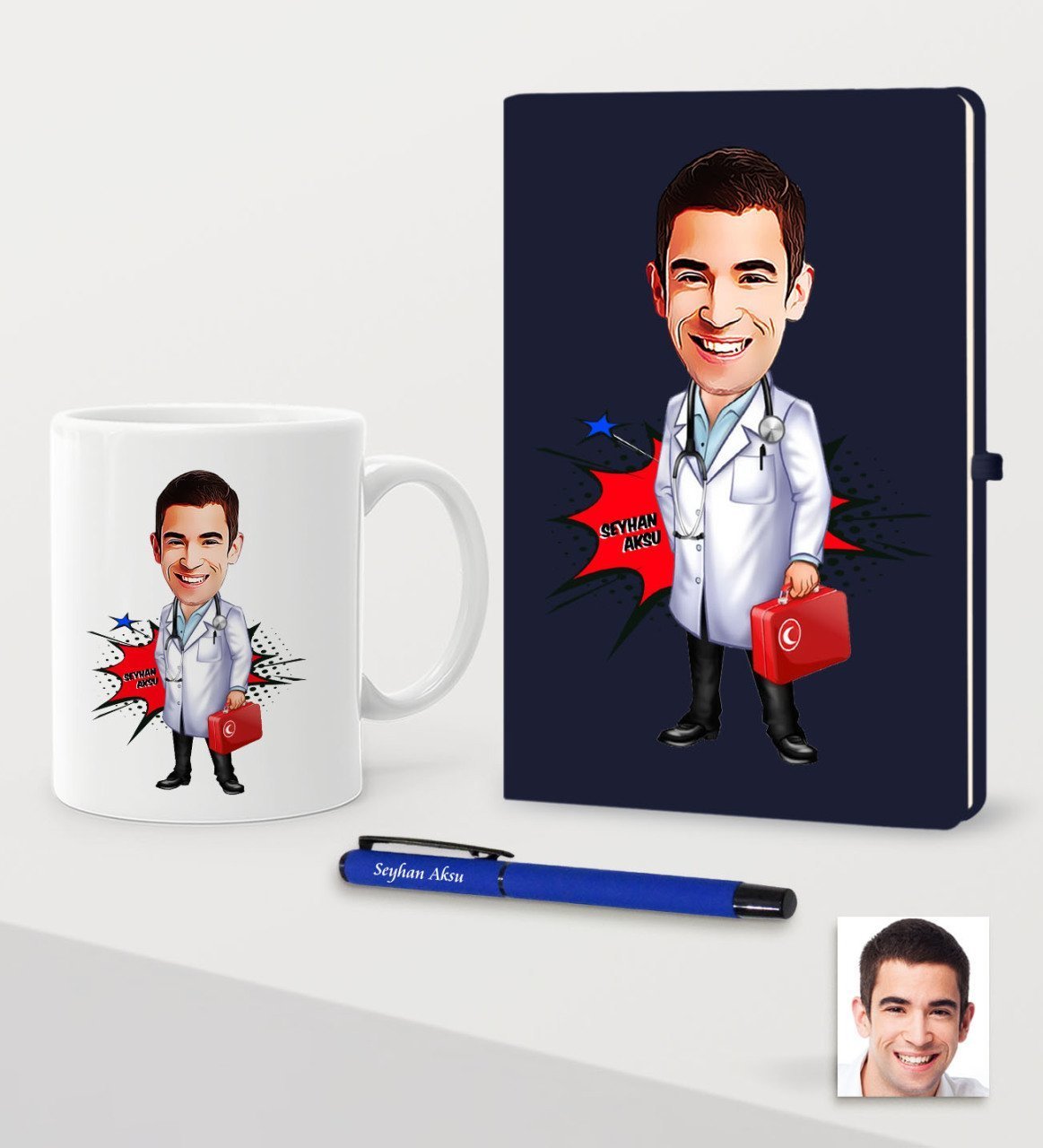 Kişiye Özel Bay Doktor Karikatürlü Lacivert Defter Kalem Kupa Seti - 4