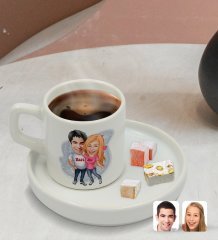 Kişiye Özel Sunum Tabaklı Sevgililer Karikatürlü Türk Kahvesi Fincanı Model 5