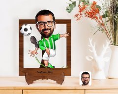 Kişiye Özel Yeşil Beyaz Futbolcu Karikatürlü Ahşap Standlı 3D Biblo-1