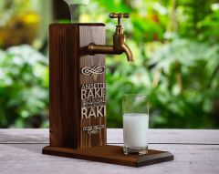 BK Gift Kişiye Özel Kabartma İsimli Musluklu Ceviz Ahşap Rakı Standı, Rakı Çeşmesi, Doğum Günü Hediyesi, Ev Hediyesi, İçecek Dispenseri-1