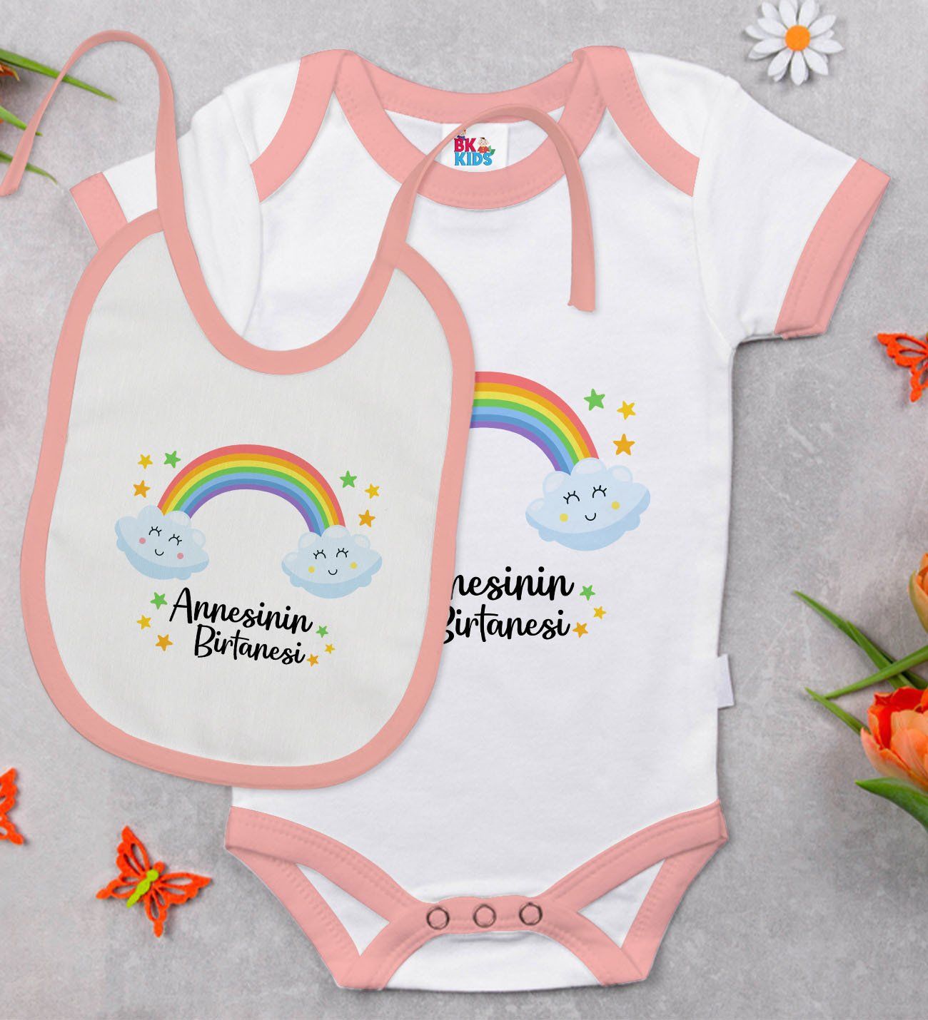 BK Kids Annesinin Bir Tanesi Tasarımlı Pembe Bebek Body Zıbın ve Mama Önlüğü Hediye Seti-1