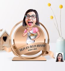 Kişiye Özel Yılın En İyi Ev Hanımı Karikatürlü 3D Ahşap Biblo Plaket - 3