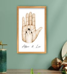 BK Gift Kişiye Özel İsimli Renkli El ve Pati Tasarımlı Ahşap Çerçeveli Tablo-1 40x25cm, Ev Dekorasyonu, Arkadaşa Hediye