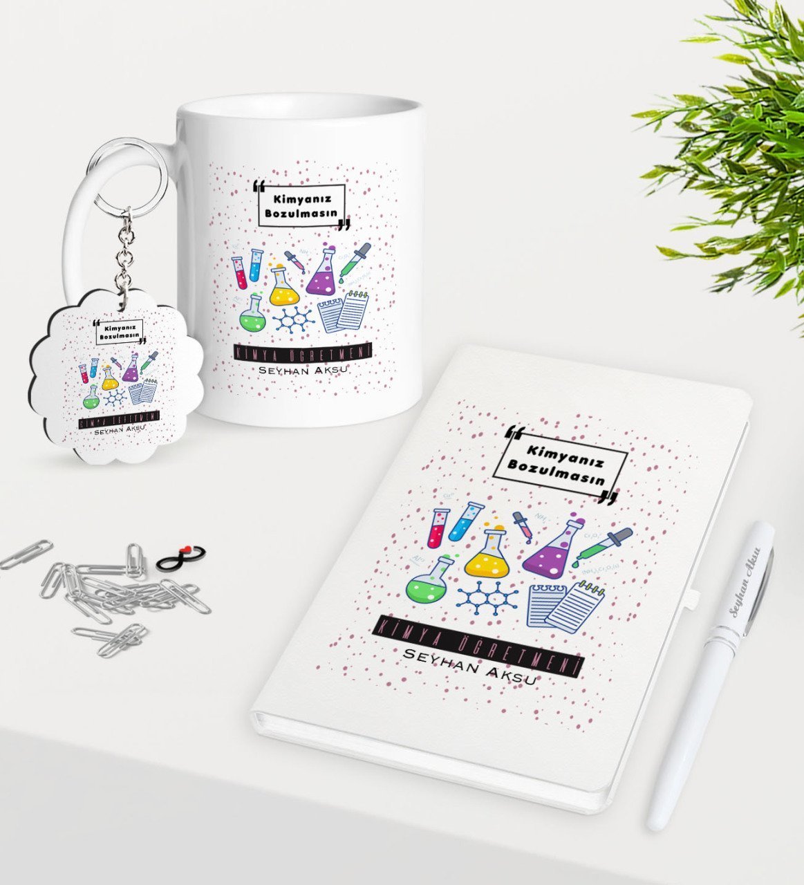 Kişiye Özel Kimya Öğretmeni Kupa Anahtarlık Beyaz Defter Kalem Hediye Seti-4