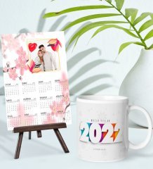 BK Gift Kişiye Özel Yılbaşı Tasarımlı Kupa Bardak ve 13x18cm Fotoğraf Kartlı Şövaleli 2023 Takvim Hediye Seti-11