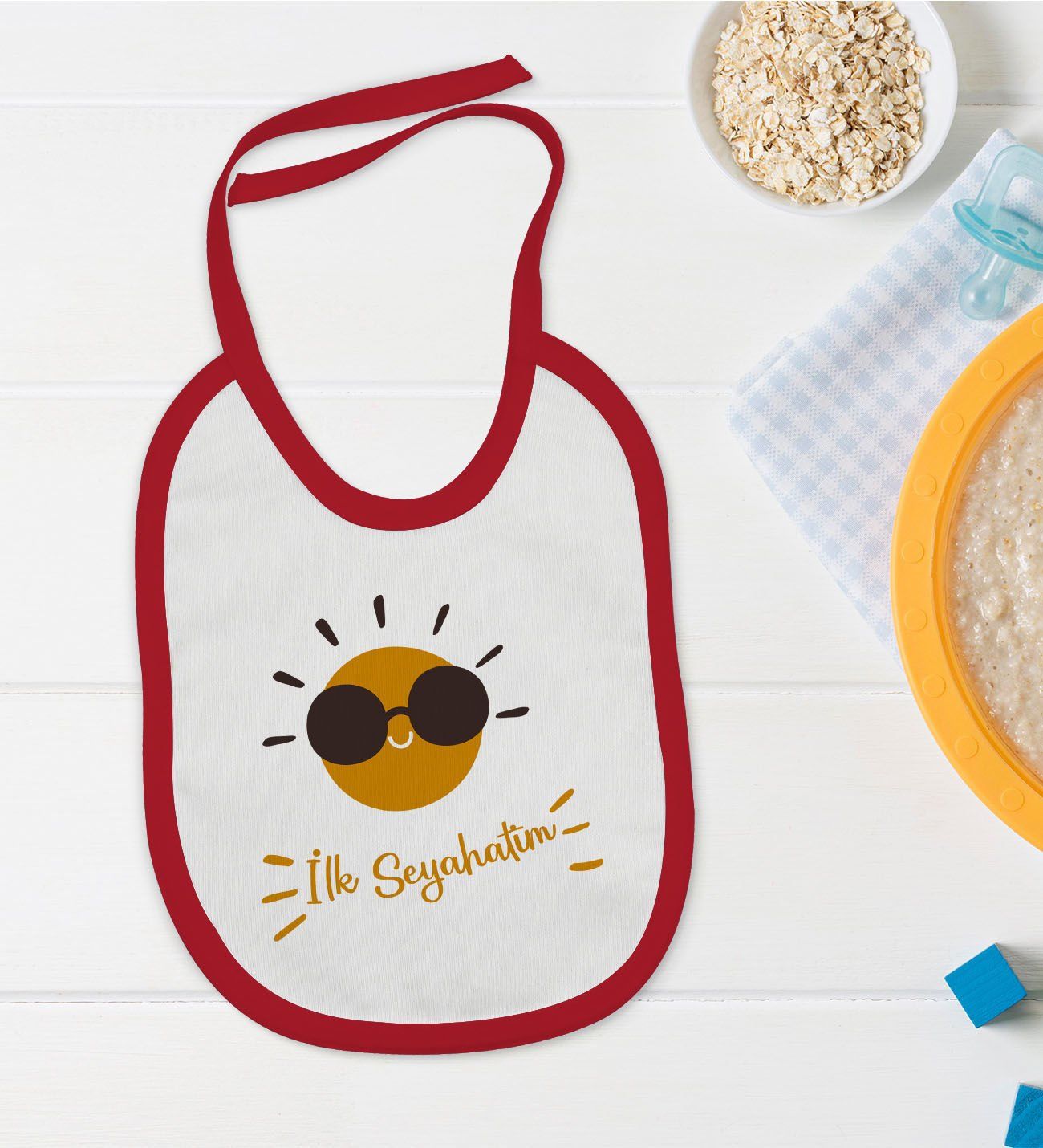 BK Kids İlk Seyahat Tasarımlı Kırmızı Bebek Mama Önlüğü-1
