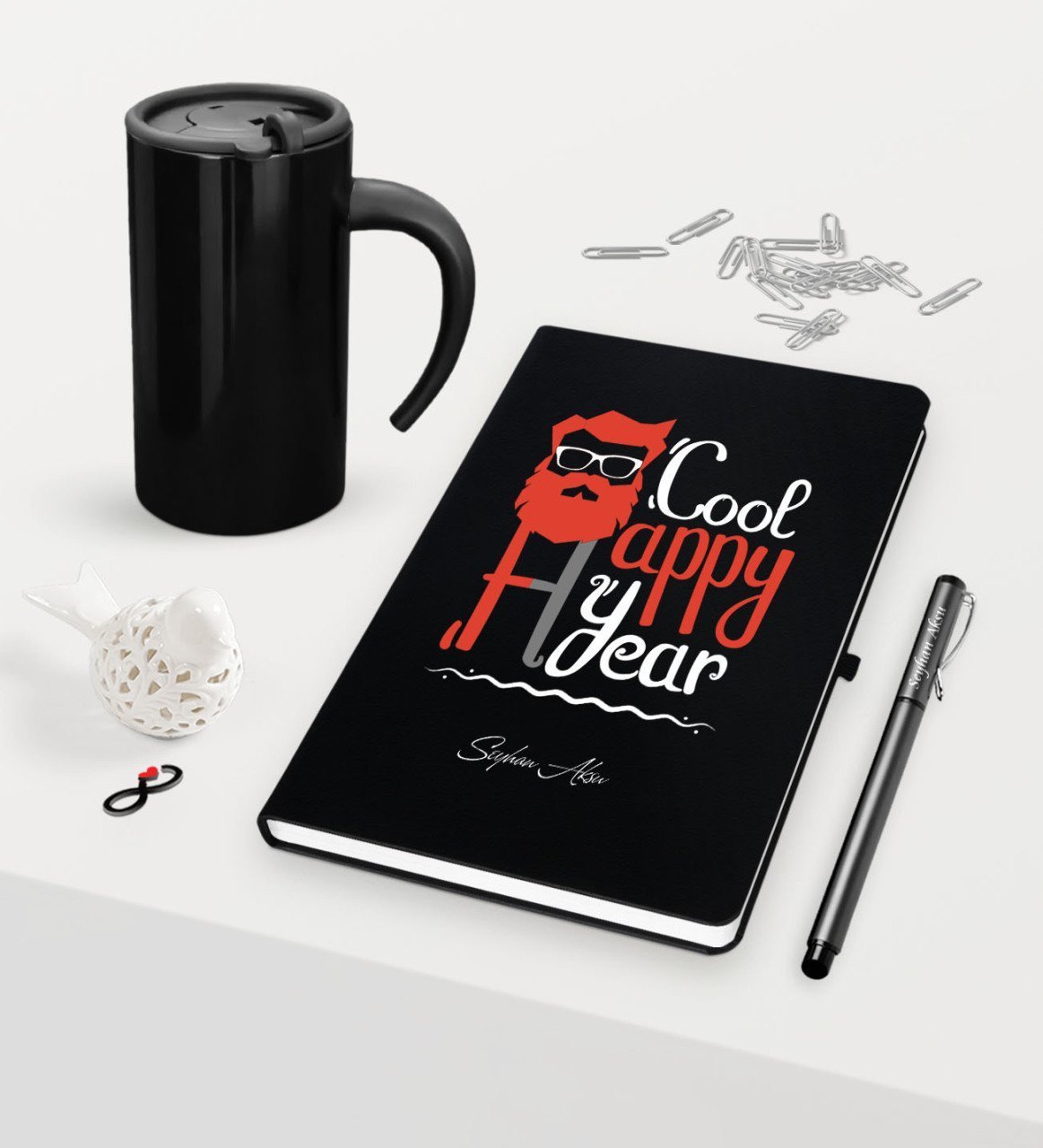 Kişiye Özel Yılbaşı Noel Baba Temalı Siyah Defter Kalem Termos Mug Seti - 3