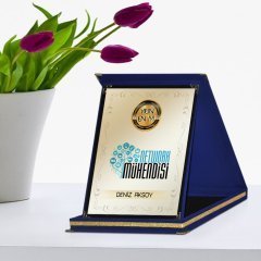 Kişiye Özel Yılın En İyi Network Mühendisi Lacivert Plaket Ödülü