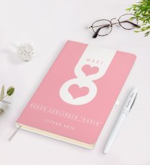 Kişiye Özel Kadınlar Günü Tasarımlı Beyaz Defter Kalem Seti-7