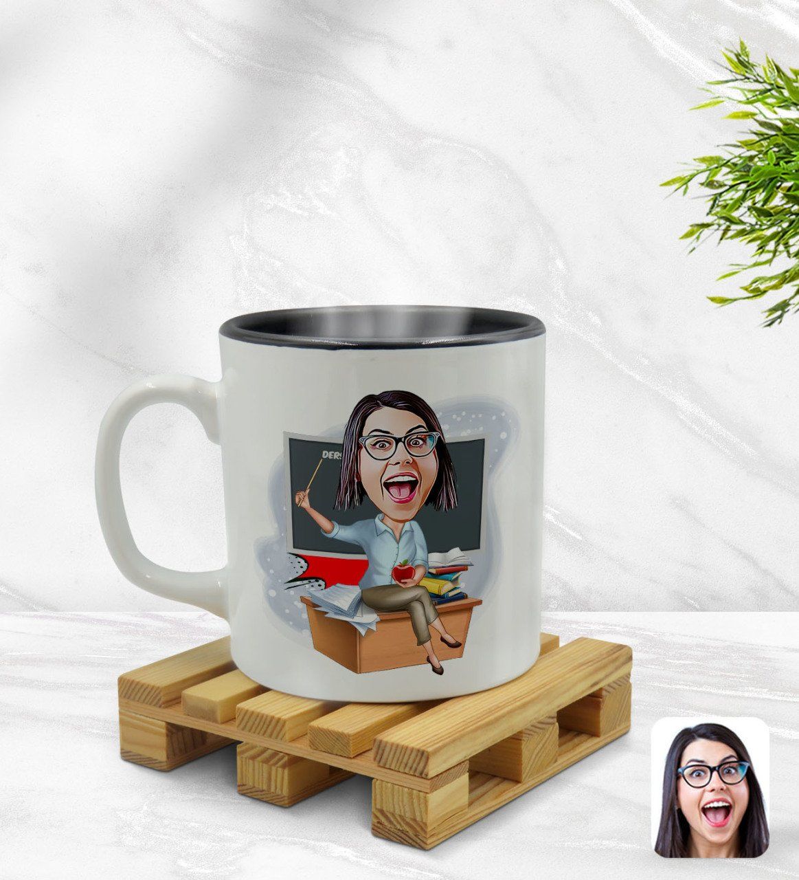 Kişiye Özel Kadın Öğretmen Karikatürlü İçi Siyah Renkli Kupa Bardak Model 2