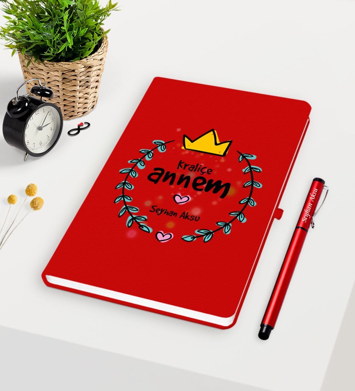 Kişiye Özel Kraliçe Annem Kırmızı Defter Kalem Seti