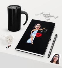 Kişiye Özel Bayan Avukat Karikatürlü Siyah Defter Kalem ve Termos Mug Seti  - 1