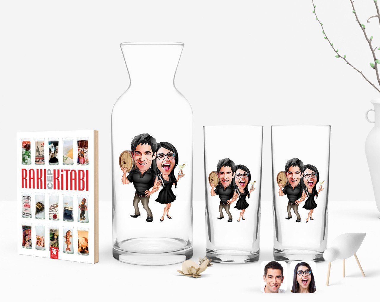 Kişiye Özel Renkli Baskılı Sevgililer Karikatürlü İkili Rakı Bardağı Karaf ve Cep Kitabı Hediye Seti-18