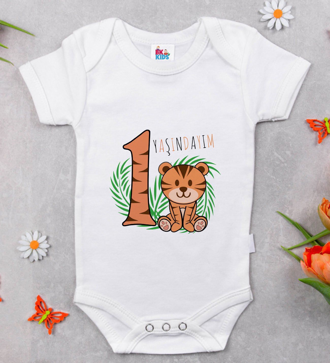 BK Kids 1 Yaşındayım Tasarımlı Beyaz Bebek Body Zıbın-2
