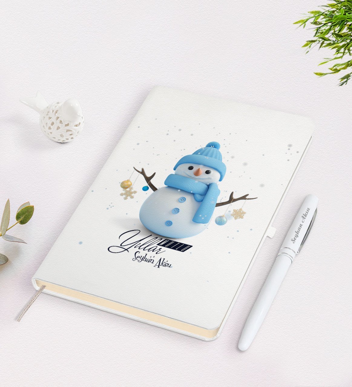 Kişiye Özel Mutlu Yıllar Tasarımlı Beyaz Defter ve Kalem Seti - 1