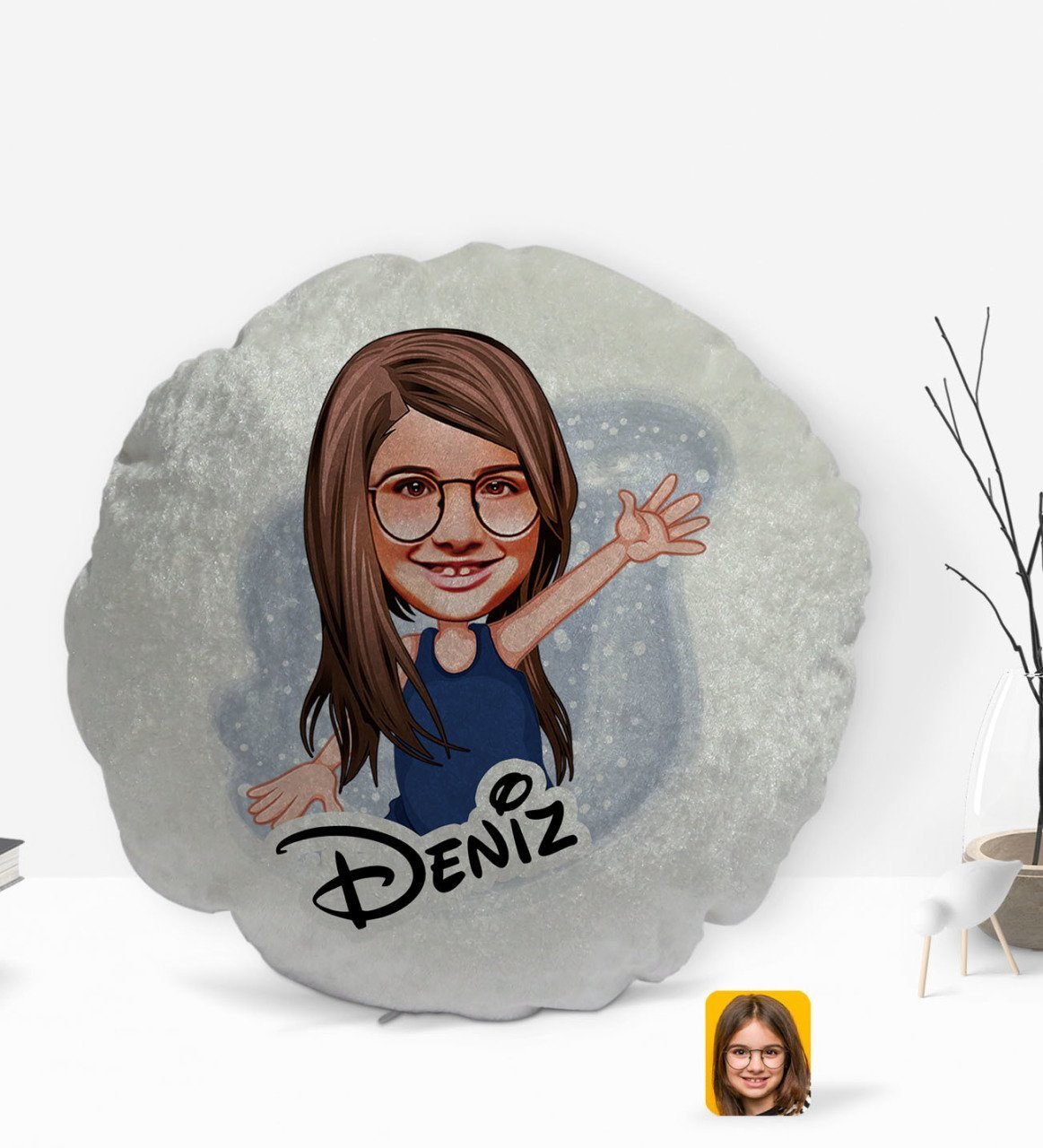 Kişiye Özel İsimli Kız Çocuk Karikatürlü Yuvarlak Dekoratif Kırlent Yastık-4